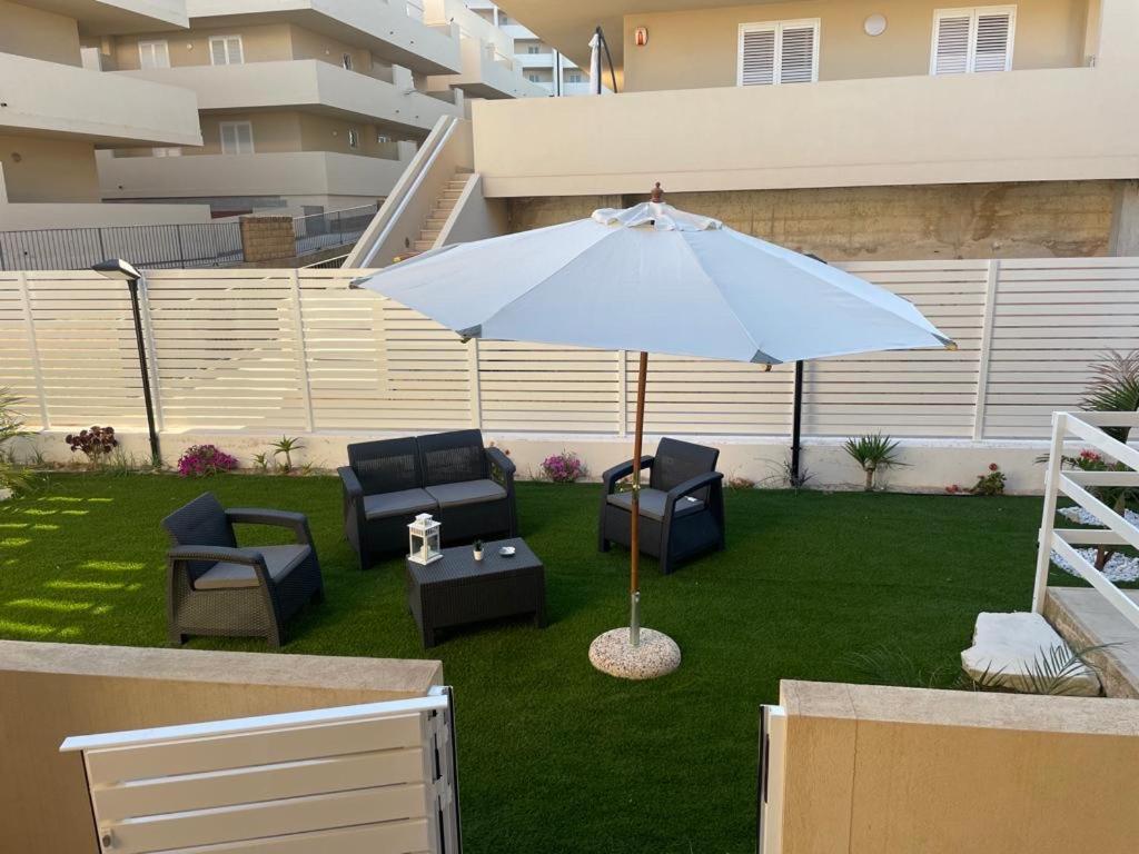 Residence Romeo Marina di Ragusa Exterior foto